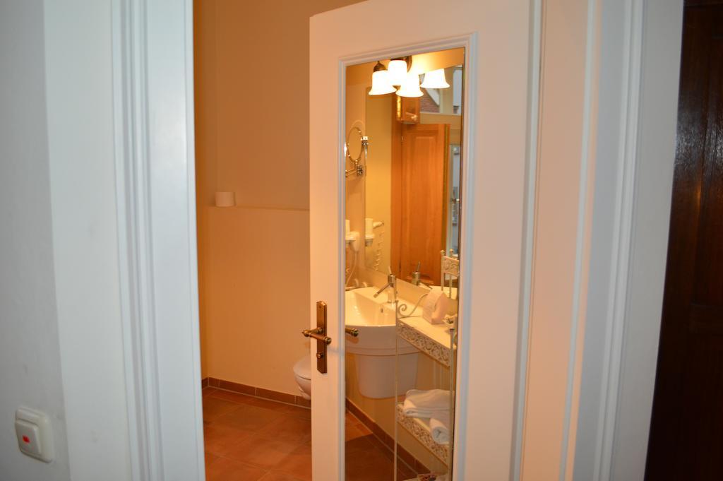 Altstadthotel Twardokus Aurich Esterno foto