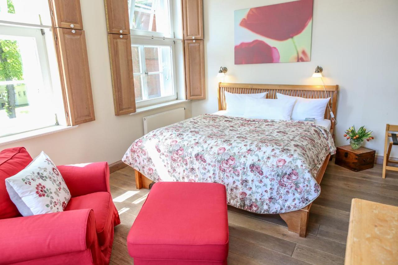 Altstadthotel Twardokus Aurich Esterno foto