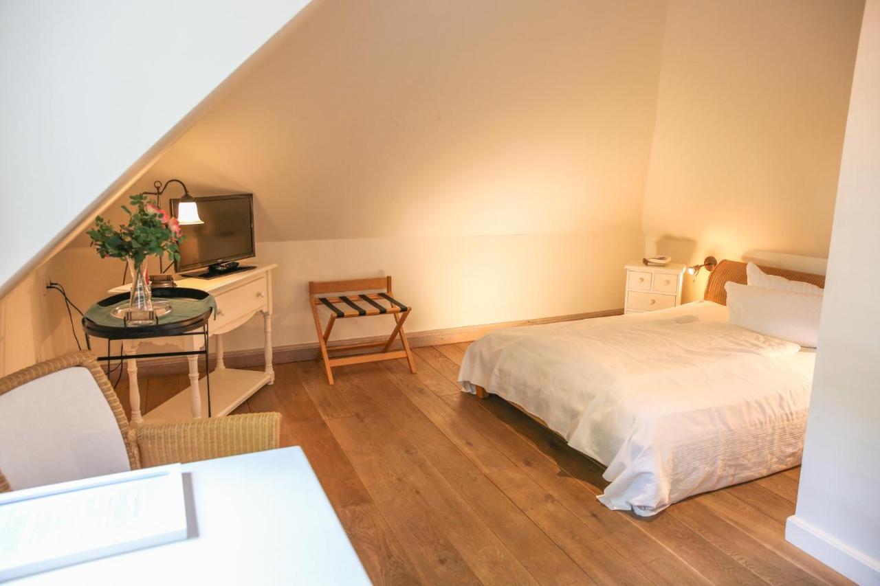 Altstadthotel Twardokus Aurich Esterno foto