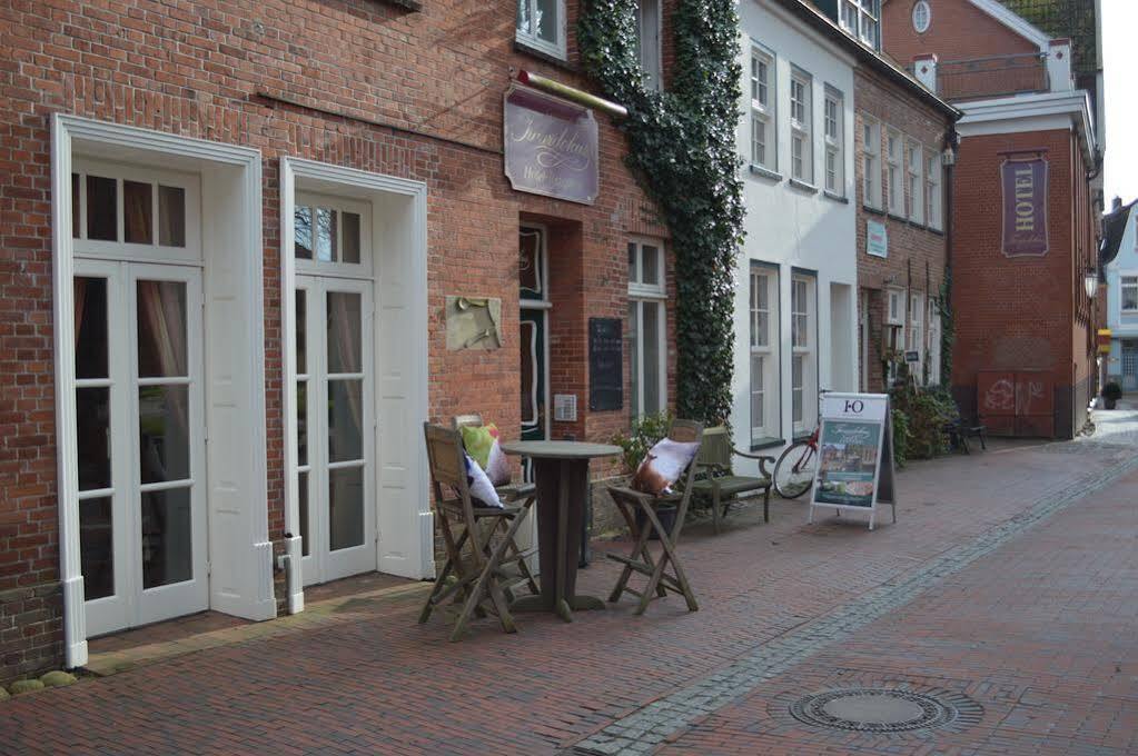 Altstadthotel Twardokus Aurich Esterno foto